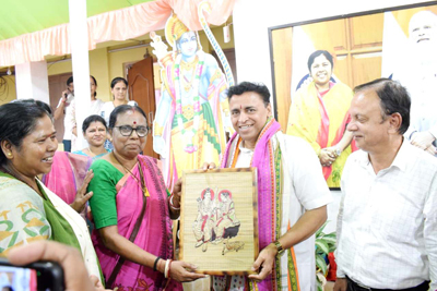 BJP leaders paid tributes to Sardar Vallabhbhai Patel on his birth anniversary at the residence of former Union Minister Pratima Bhoumik in Agartala on October 31.